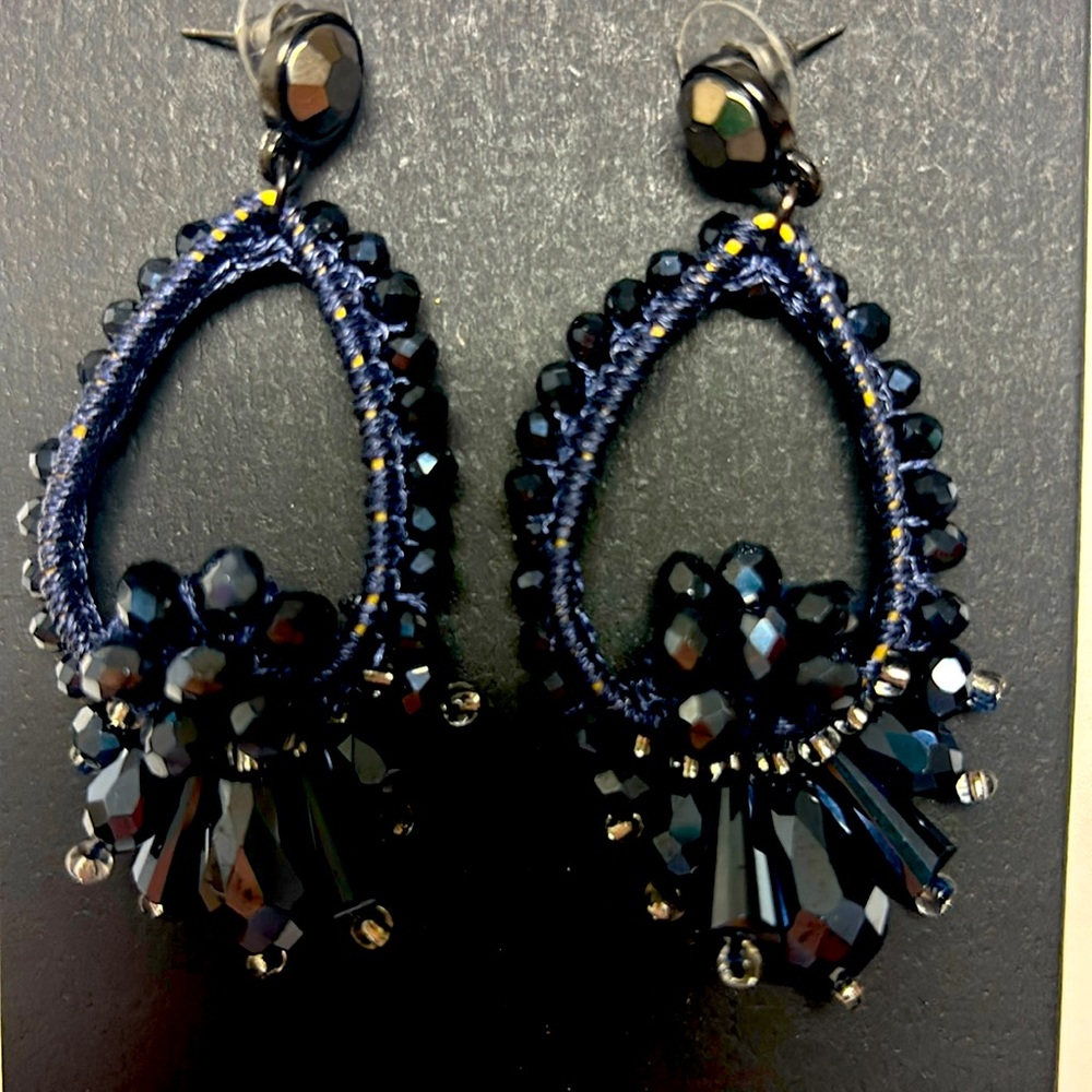 Women’s elegant navy blue embellished drop earrings